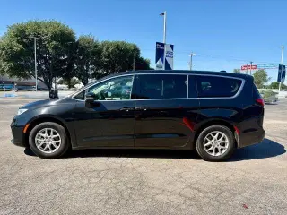 Chrysler Pacifica 2023 Touring L 4dr Mini-Van