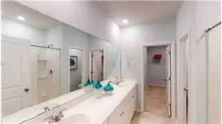 Propiedad en alquiler con 5 dormitorios y 2.5 baños en Savannah