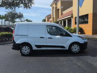 Ford Transit Connect 2022 XL 4dr SWB Cargo Mini-Van con Puertas Traseras de Carga