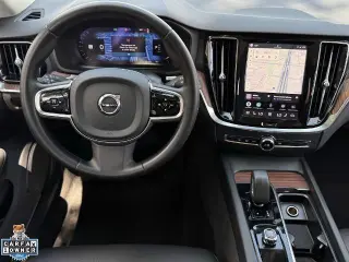 Volvo V60 Cross Country 2025 AWD B5 Plus 4dr Wagon