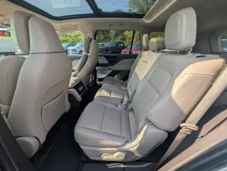 Lincoln Aviator 2021 AWD Reserve 4dr SUV