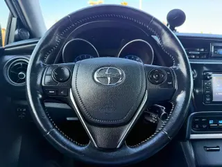 Scion iM 2016 4dr Hatchback 6M