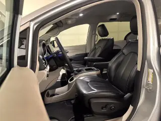 Chrysler Pacifica 2023 Touring L 4dr Mini-Van