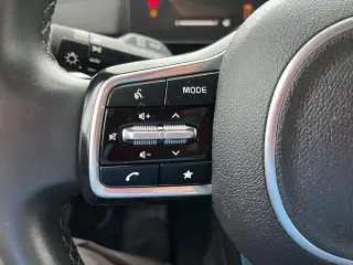 Kia Carnival 2025 LXS 4dr Mini-Van