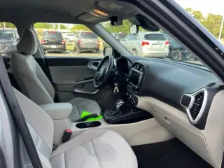 Kia Soul 2025 LX 4dr Crossover