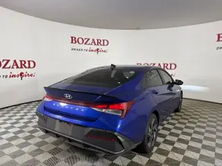 Hyundai ELANTRA 2025 SEL Sport 4dr Sedán