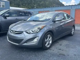 Hyundai ELANTRA 2016 Edición Valor 4dr Sedán 6A