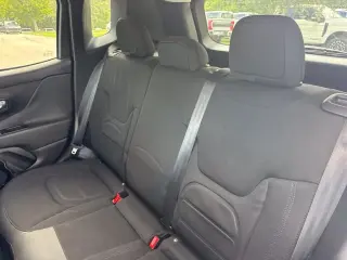 Jeep Renegade 2017 Latitude 4dr SUV