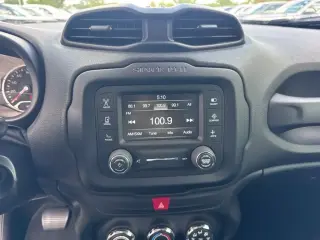 Jeep Renegade 2017 Latitude 4dr SUV