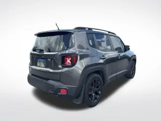 Jeep Renegade 2017 Latitude 4dr SUV