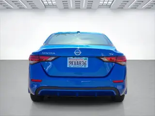 Nissan Sentra 2023 SV 4dr Sedán