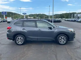 Subaru Forester 2023 AWD Premium 4dr Crossover