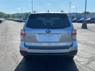 Subaru Forester 2017 AWD 2.5i Premium 4dr Wagon CVT