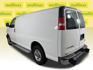 Furgón de carga GMC Savana 2017 2500 3 puertas