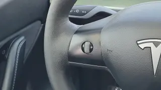 Tesla Model Y 2022 AWD Long Range 4dr Crossover