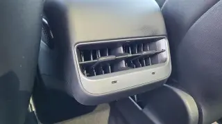 Tesla Model Y 2022 AWD Long Range 4dr Crossover