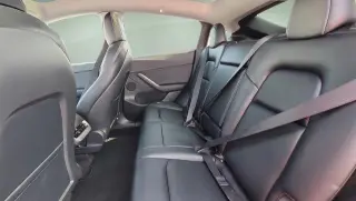 Tesla Model Y 2022 AWD Long Range 4dr Crossover