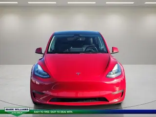 Tesla Model Y 2022 AWD Long Range 4dr Crossover