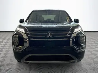 Mitsubishi Outlander 2025 SE 4dr SUV