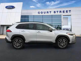 Toyota Corolla Cross 2026 XLE 4dr Crossover