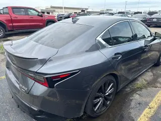 Lexus IS 350 2023 AWD F SPORT 4dr Sedán