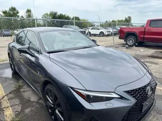 Lexus IS 350 2023 AWD F SPORT 4dr Sedán