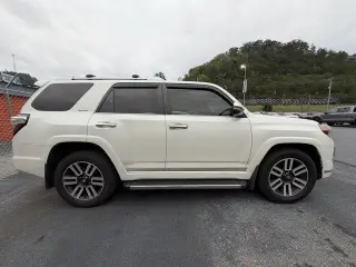 Toyota 4Runner 2018 AWD Limited 4dr SUV