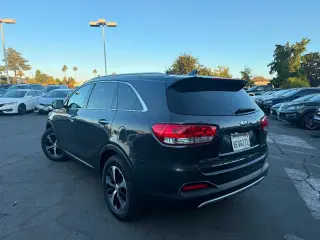 Kia Sorento 2018 EX V6 4 cửa SUV