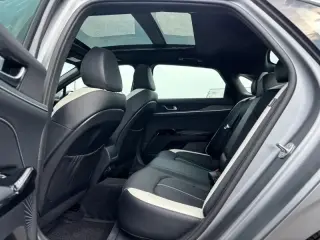 Kia K5 2025 GT-Line Sedán de 4 puertas