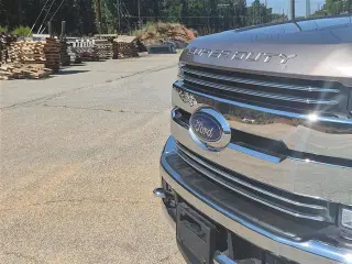 Ford F-250 Super Duty 2018 4x4 Lariat 4dr Crew Cab 8 ft. LB Pickup