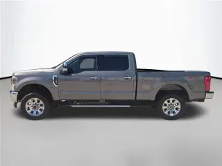 Ford F-250 Super Duty 2018 4x4 Lariat 4dr Crew Cab 8 ft. LB Pickup