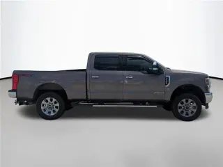Ford F-250 Super Duty 2018 4x4 Lariat 4dr Crew Cab 8 ft. LB Pickup