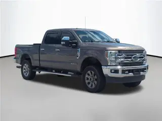 Ford F-250 Super Duty 2018 4x4 Lariat 4dr Crew Cab 8 ft. LB Pickup