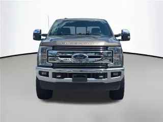 Ford F-250 Super Duty 2018 4x4 Lariat 4dr Crew Cab 8 ft. LB Pickup