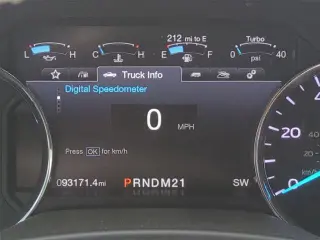 Ford F-250 Super Duty 2018 4x4 Lariat 4dr Crew Cab 8 ft. LB Pickup