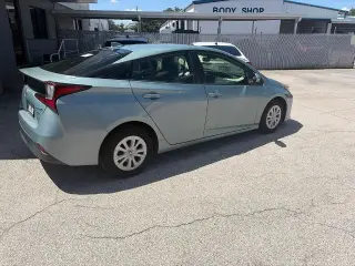Toyota Prius 2020 Limited 4dr Hatchback