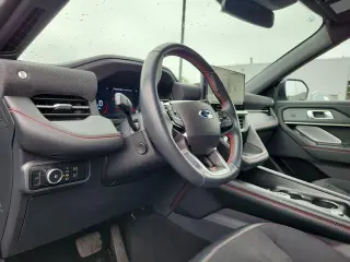 Ford Explorer 2025 AWD ST 4dr SUV