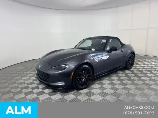 Mazda MX-5 Miata 2017 Club 2dr Convertible 6A