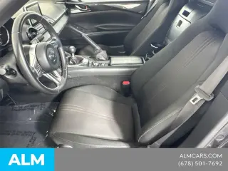 Mazda MX-5 Miata 2017 Club 2dr Convertible 6A