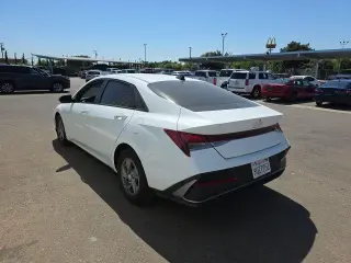 Hyundai ELANTRA 2025 SE 4dr Sedan
