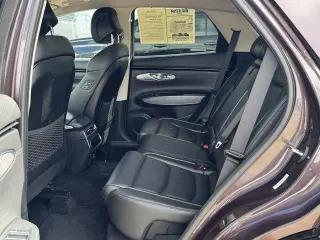 Genesis GV70 2022 AWD 2.5T Standard 4dr SUV