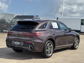 Genesis GV70 2022 AWD 2.5T Standard 4dr SUV