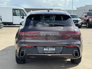Genesis GV70 2022 AWD 2.5T Standard 4dr SUV