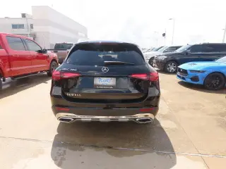 Mercedes-Benz GLC 2025 GLC 300 4 SUV