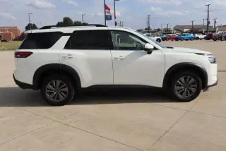 Nissan Pathfinder 2025 AWD SV 4dr SUV