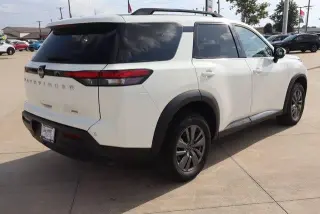 Nissan Pathfinder 2025 AWD SV 4dr SUV