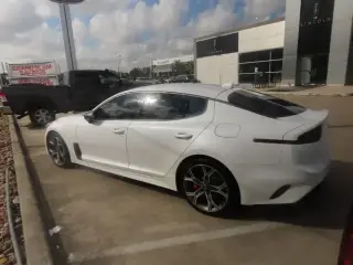 Kia Stinger 2019 GT 4dr Sedán