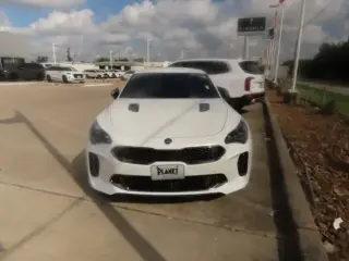 Kia Stinger 2019 GT 4dr Sedán