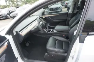 Tesla Model Y 2025 Rango Largo 4 puertas Crossover