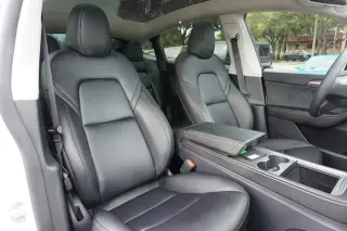 Tesla Model Y 2025 Rango Largo 4 puertas Crossover